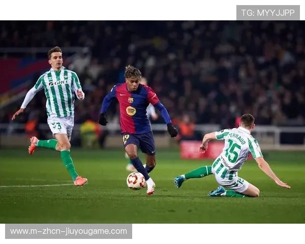 巴萨亚马尔连续变向后推射近角完成破门——技艺与热血的完美融合